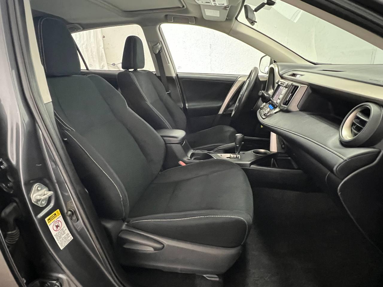 Toyota RAV4 XLE FWD 2013