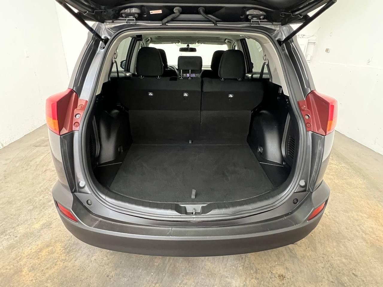 Toyota RAV4 XLE FWD 2013