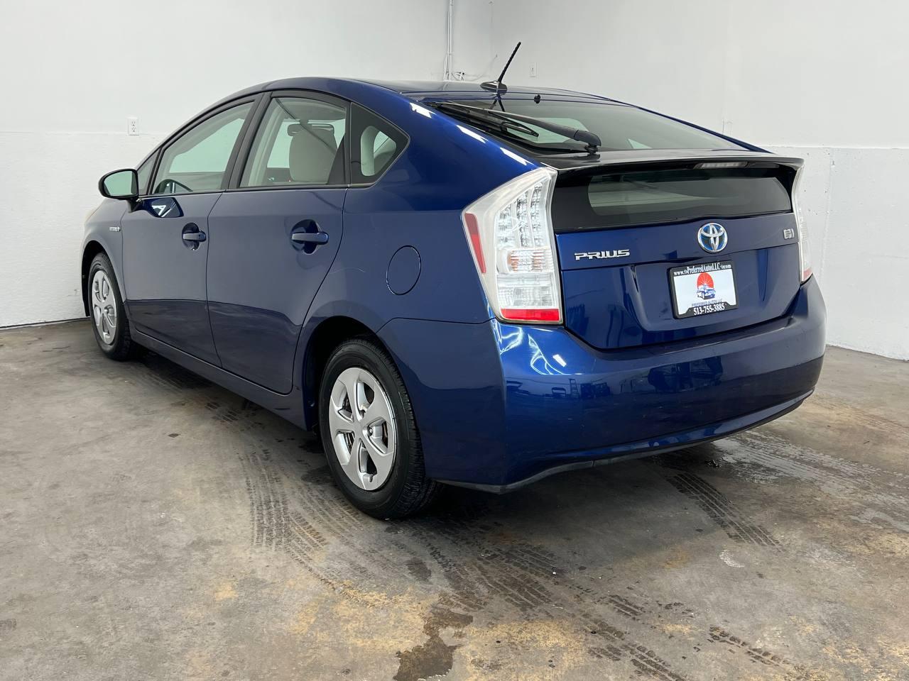 Toyota Prius One 2011