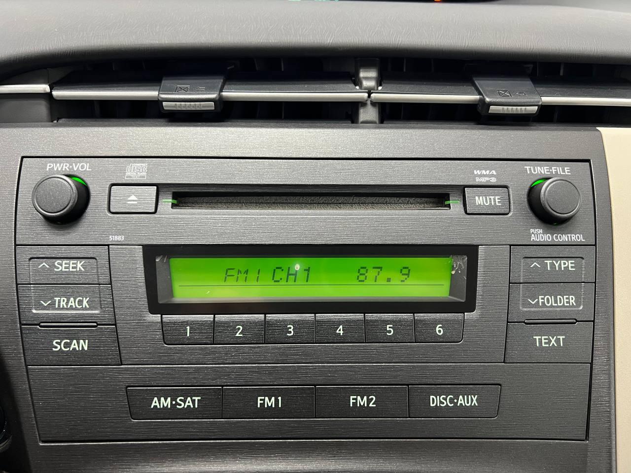 Toyota Prius One 2011