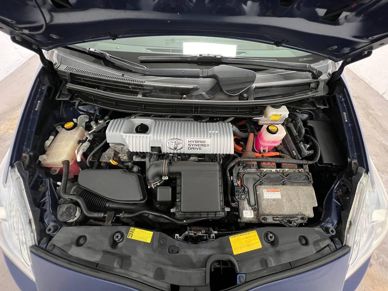 Toyota Prius One 2011