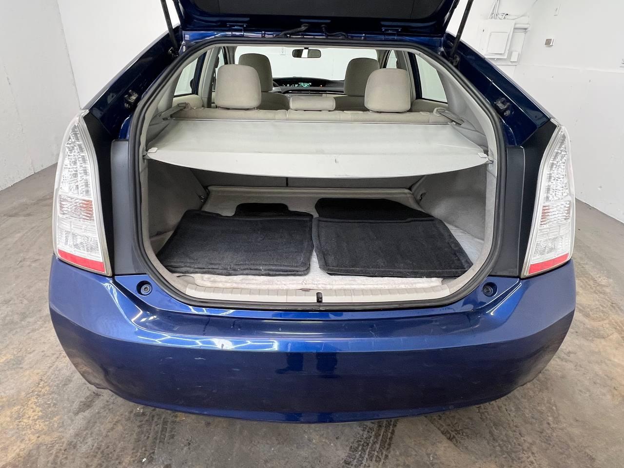 Toyota Prius One 2011