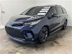 2025 Toyota Sienna 