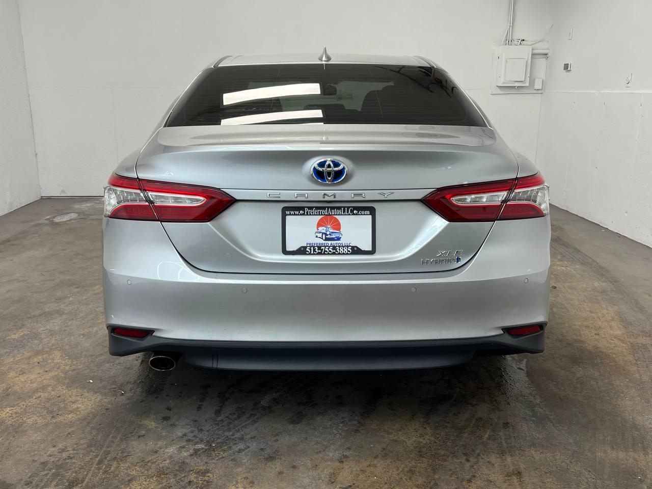 Toyota Camry  2018