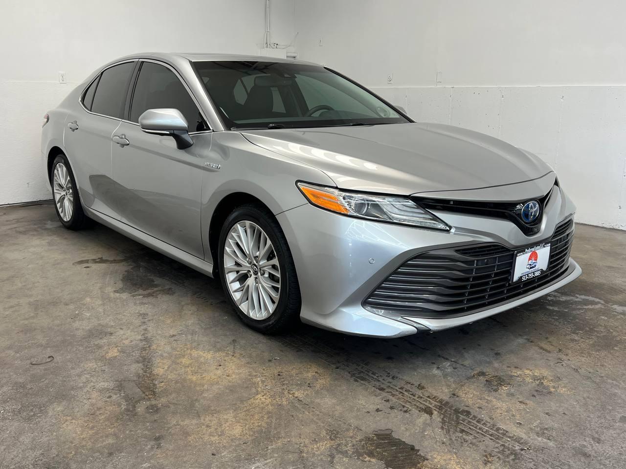 Toyota Camry  2018