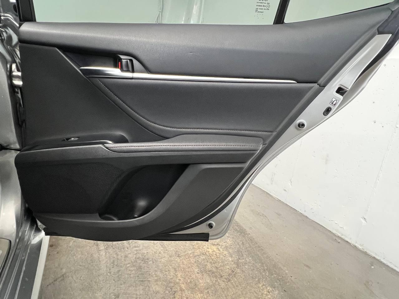 Toyota Camry  2018