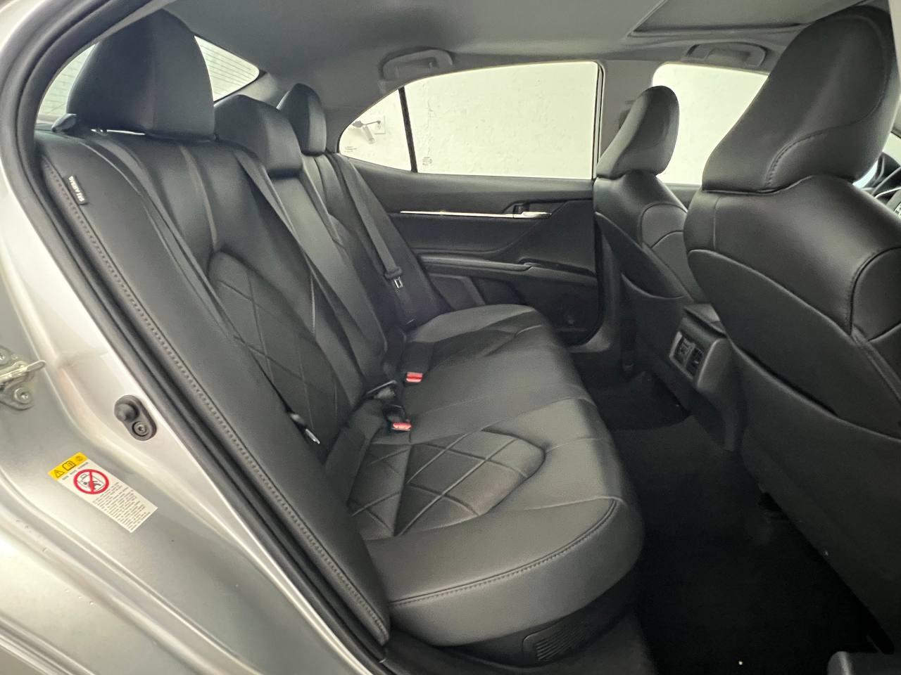 Toyota Camry  2018