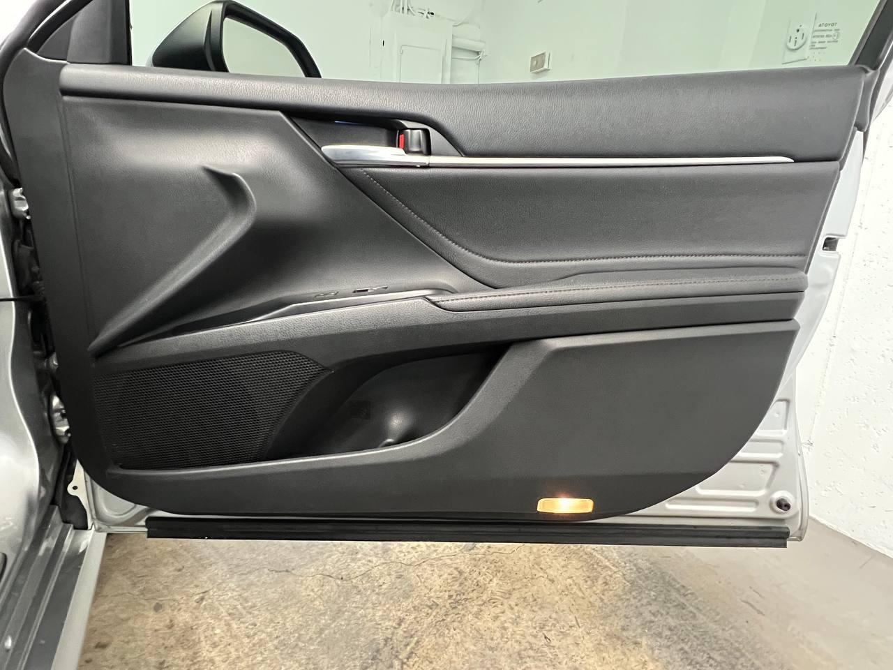 Toyota Camry  2018