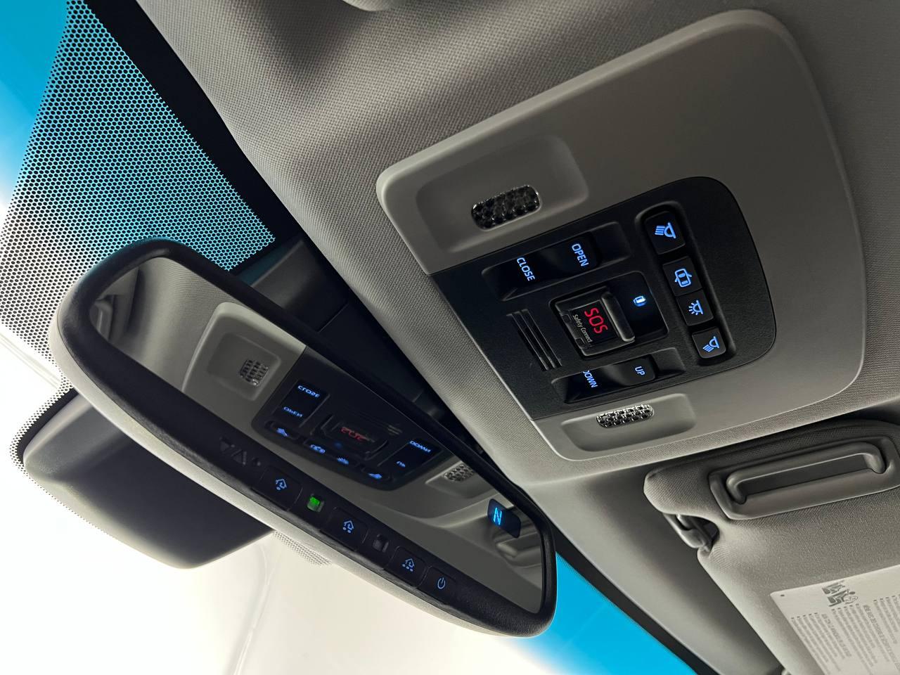 Toyota Camry  2018