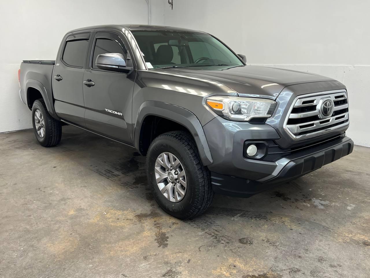 Toyota Tacoma SR5 Double Cab 2017
