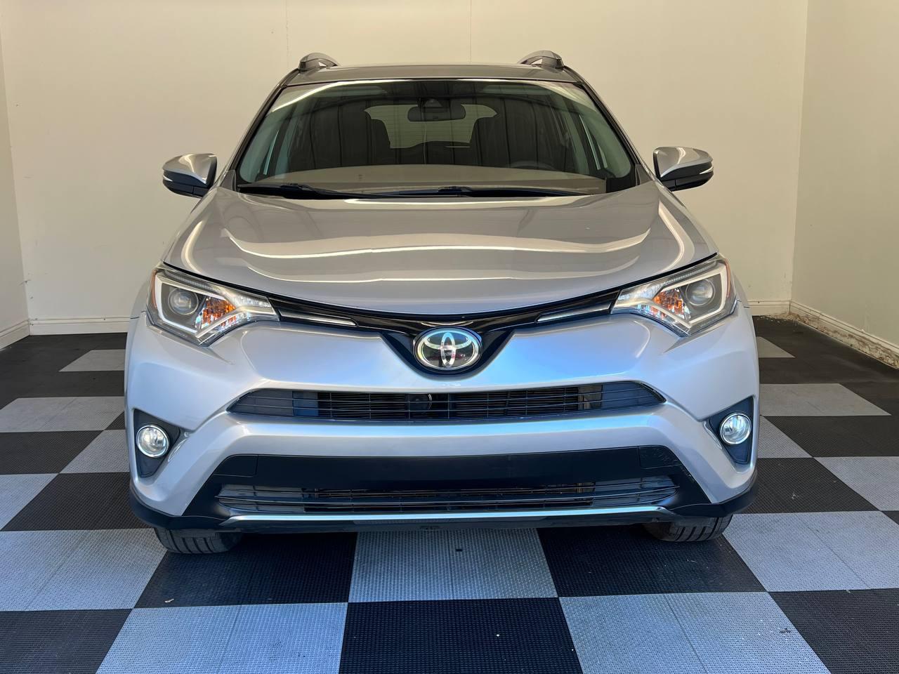 Toyota RAV4 XLE AWD 2017