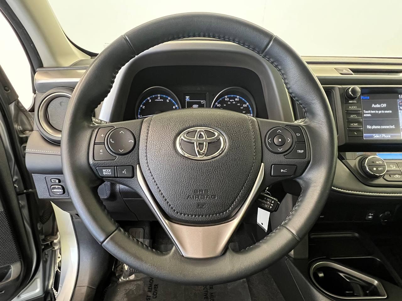 Toyota RAV4 XLE AWD 2017