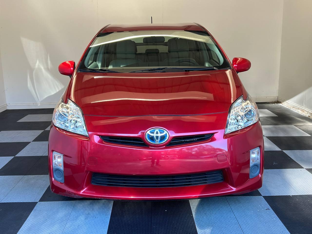 Toyota Prius Two 2011