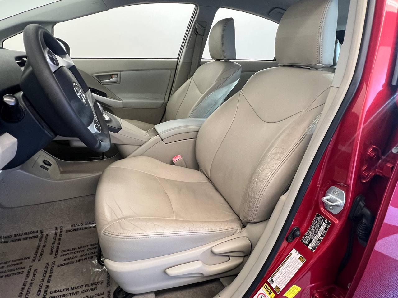 Toyota Prius Two 2011
