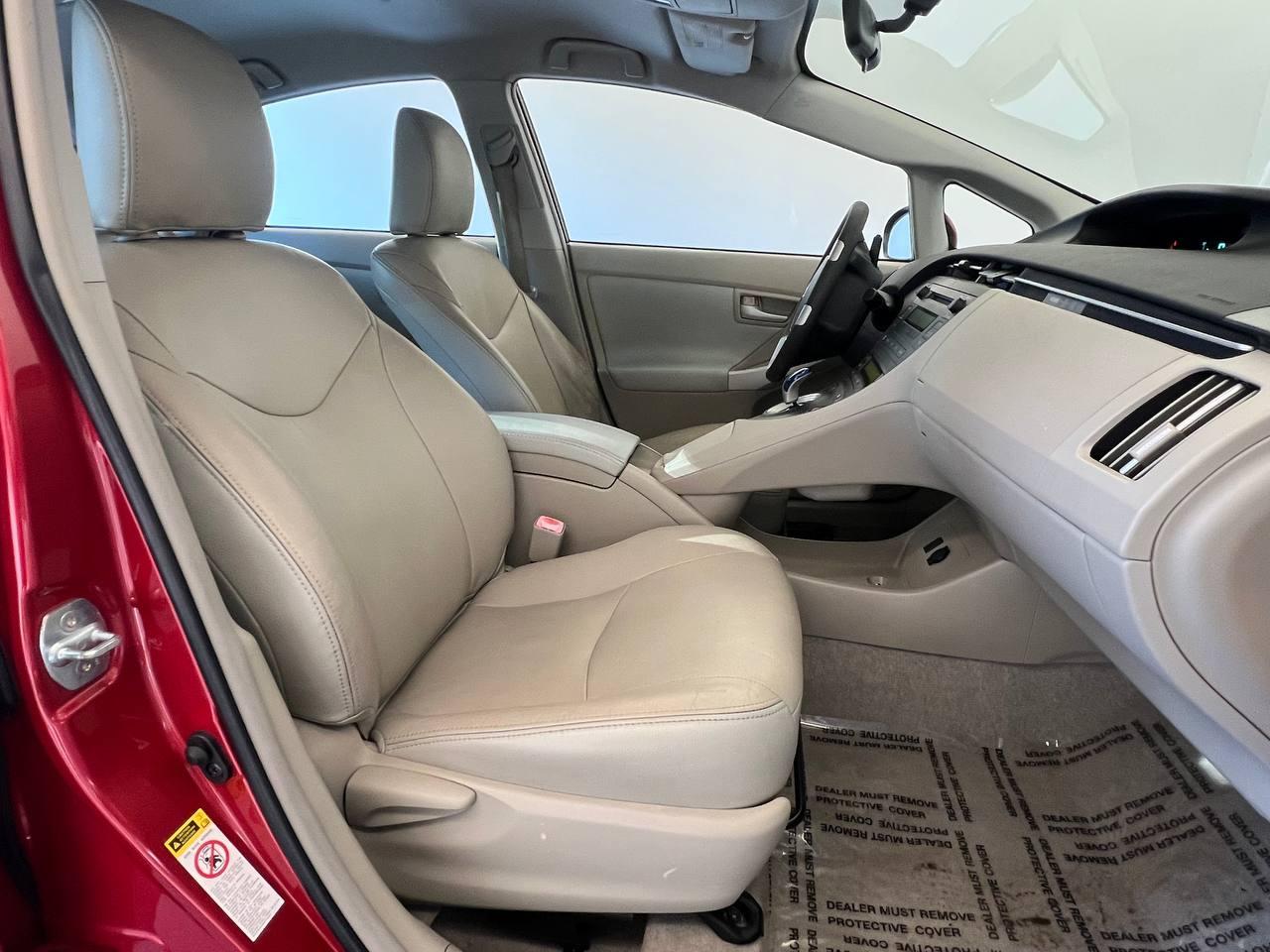 Toyota Prius Two 2011