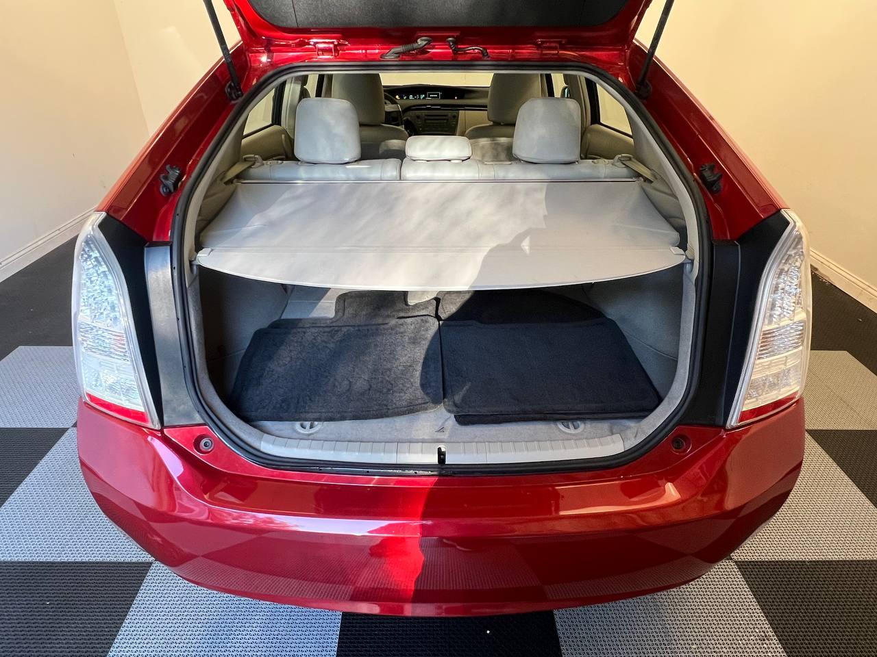 Toyota Prius Two 2011