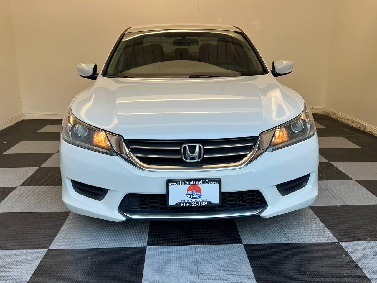 Honda Accord Sdn LX AT 2013