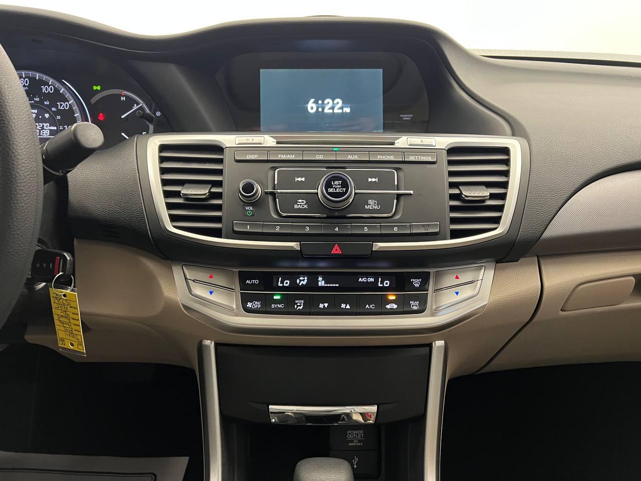 Honda Accord Sdn LX AT 2013