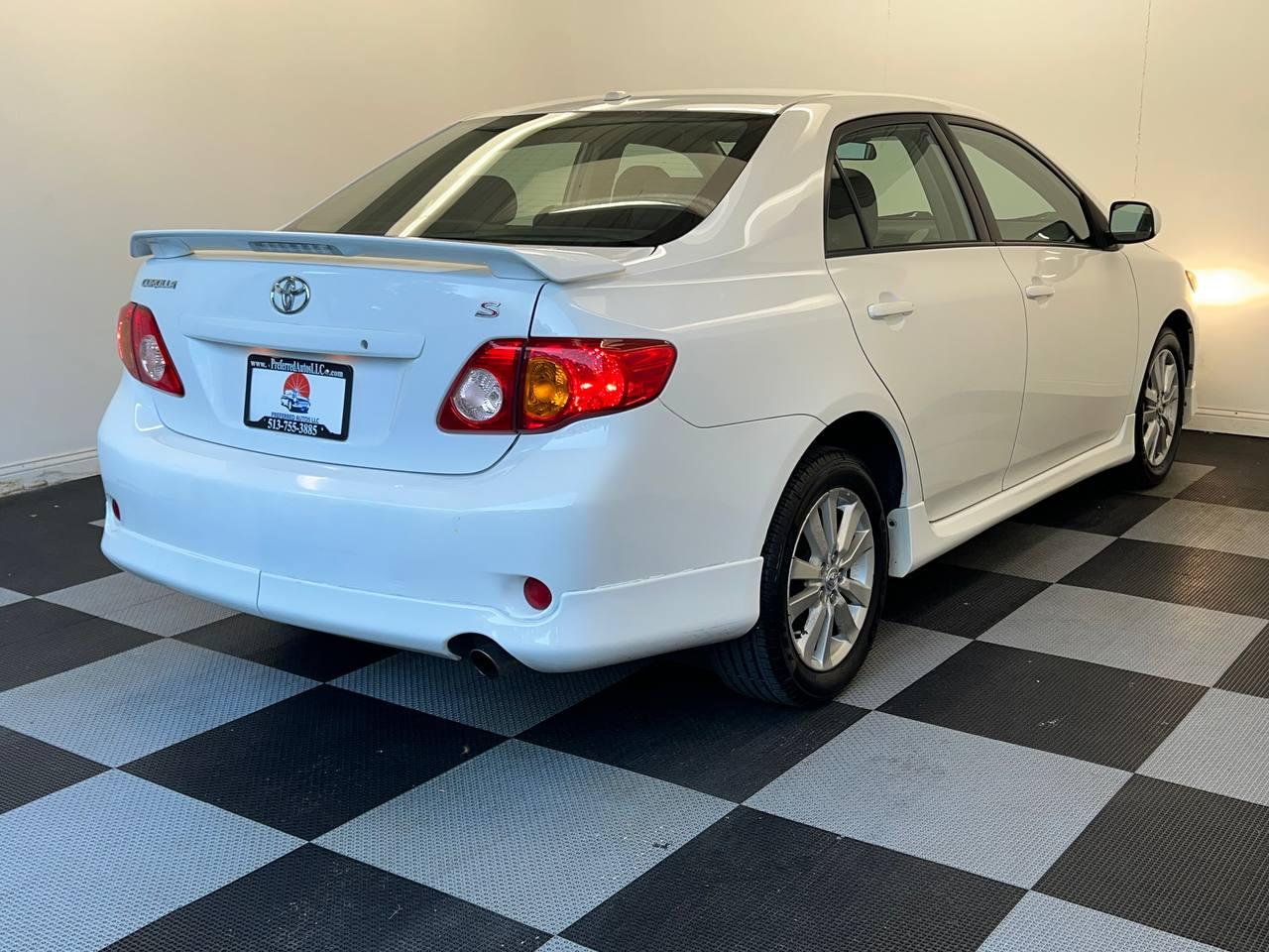 Toyota Corolla S 2009