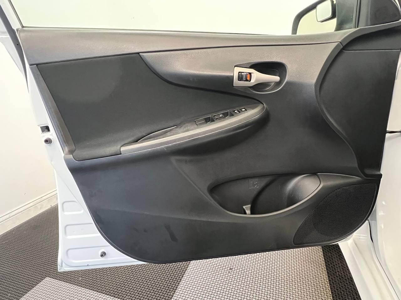 Toyota Corolla S 2009