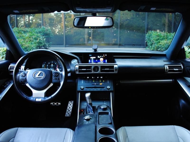 Lexus IS  2016 Lexus IS  2016