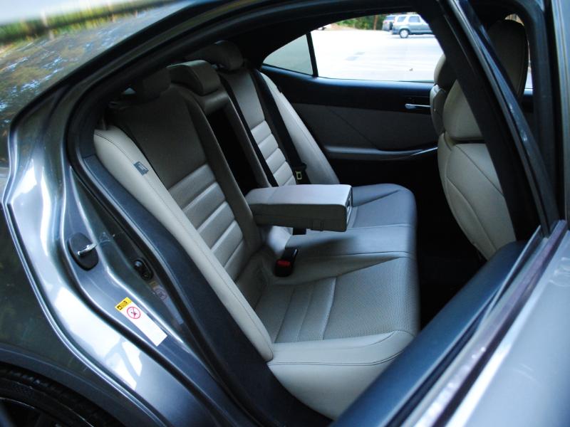 Lexus IS  2016 Lexus IS  2016
