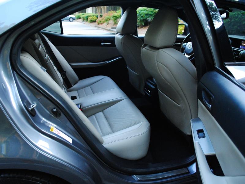 Lexus IS  2016 Lexus IS  2016