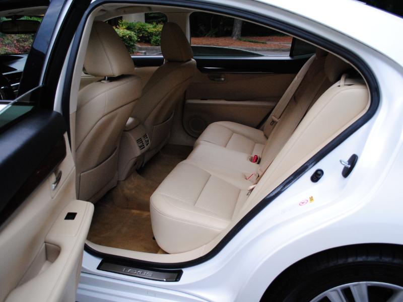 2015 Lexus ES 350 Premium photo 6