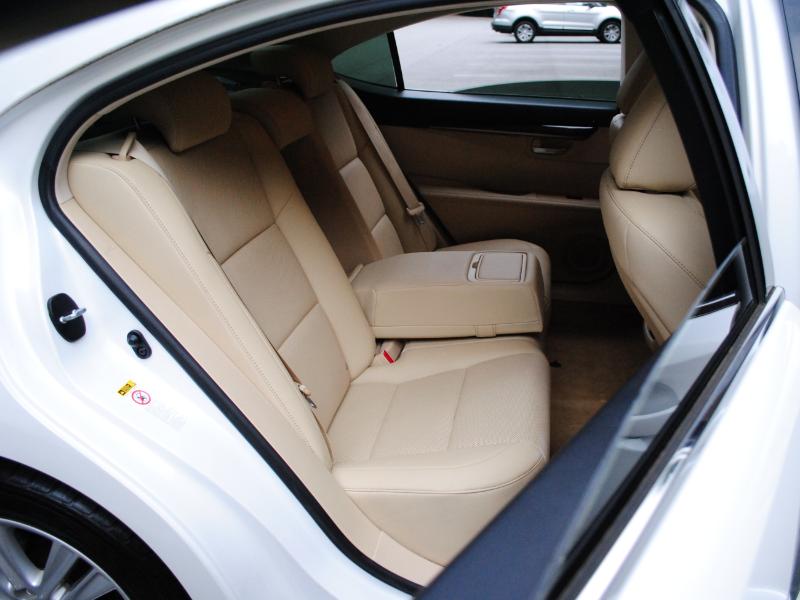 2015 Lexus ES 350 Premium photo 11