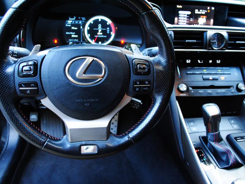 Lexus IS  2018 Lexus IS  2018