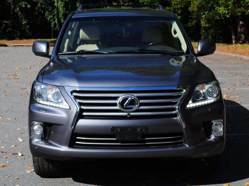 Lexus LX 570  2013 Lexus LX 570  2013