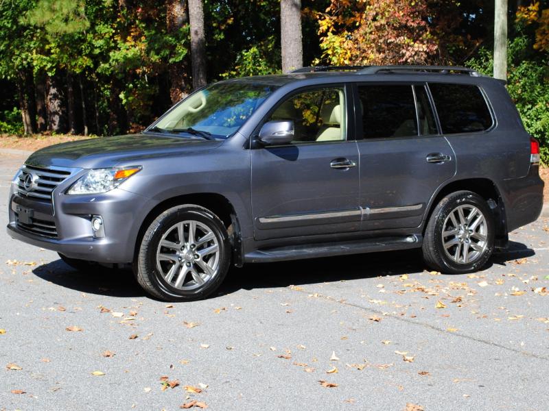 Lexus LX 570  2013 Lexus LX 570  2013