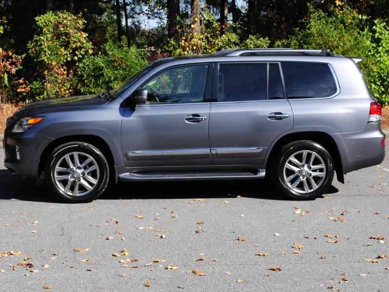 Lexus LX 570  2013 Lexus LX 570  2013