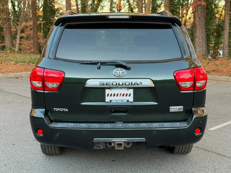 Toyota Sequoia Plantium 4WD 2010