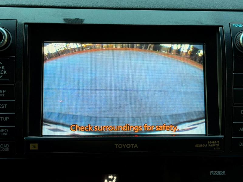 Toyota Sequoia Plantium 4WD 2010