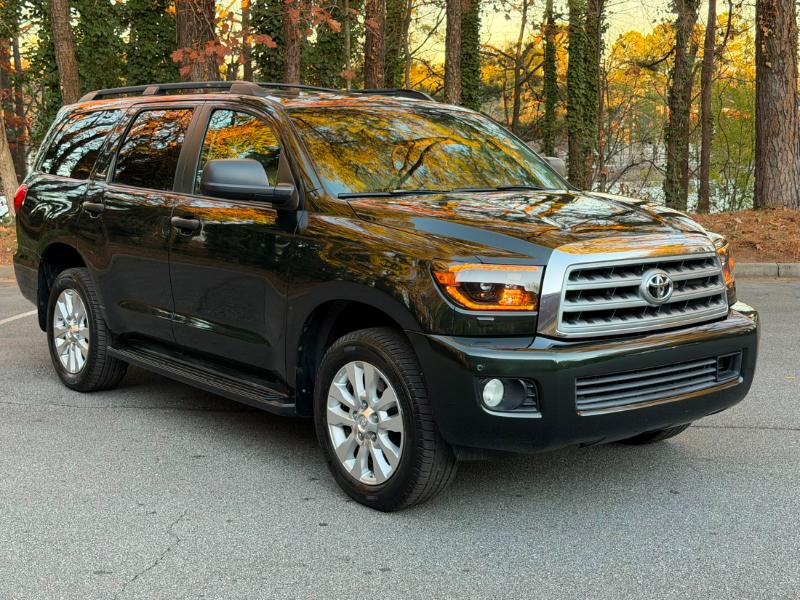 Toyota Sequoia Plantium 4WD 2010