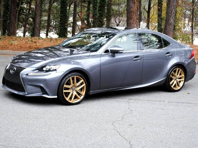 Lexus IS  2016