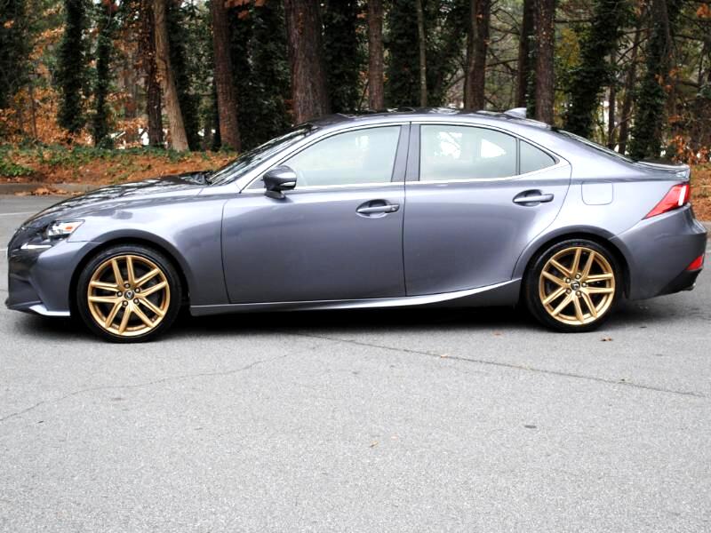 Lexus IS  2016