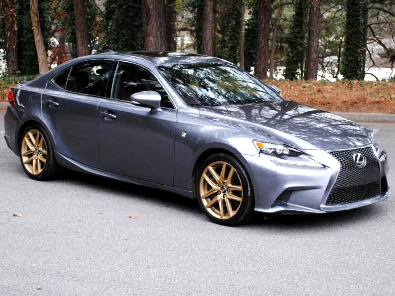 Lexus IS  2016