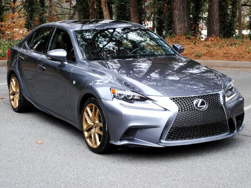 Lexus IS  2016