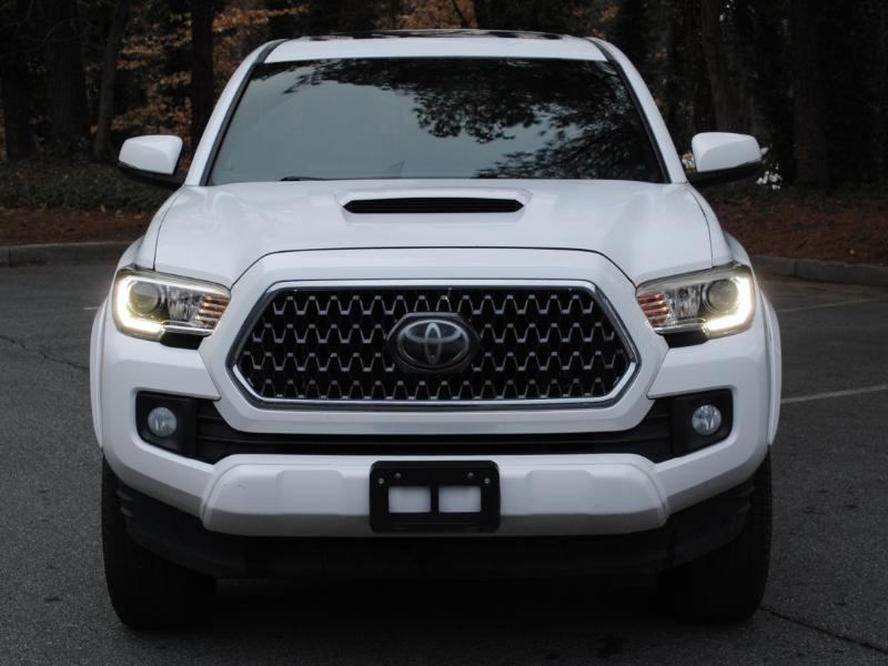 Toyota Tacoma  2019