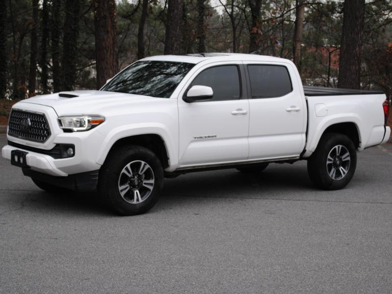 Toyota Tacoma  2019