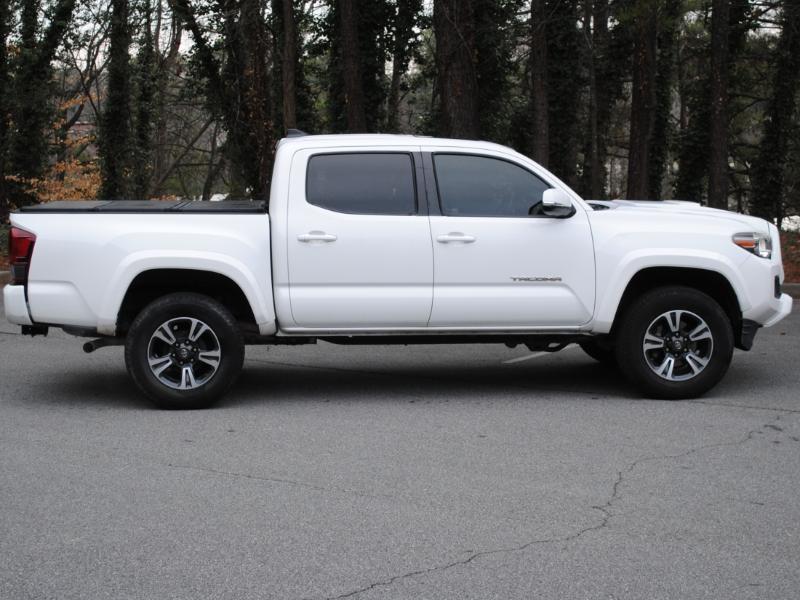Toyota Tacoma  2019