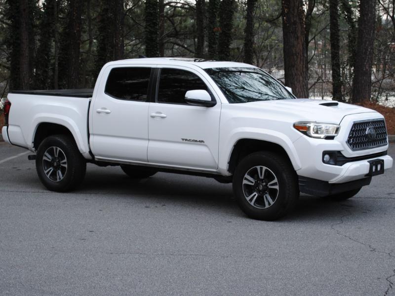 Toyota Tacoma  2019