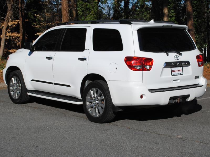 Toyota Sequoia  2015