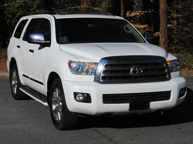Toyota Sequoia  2015