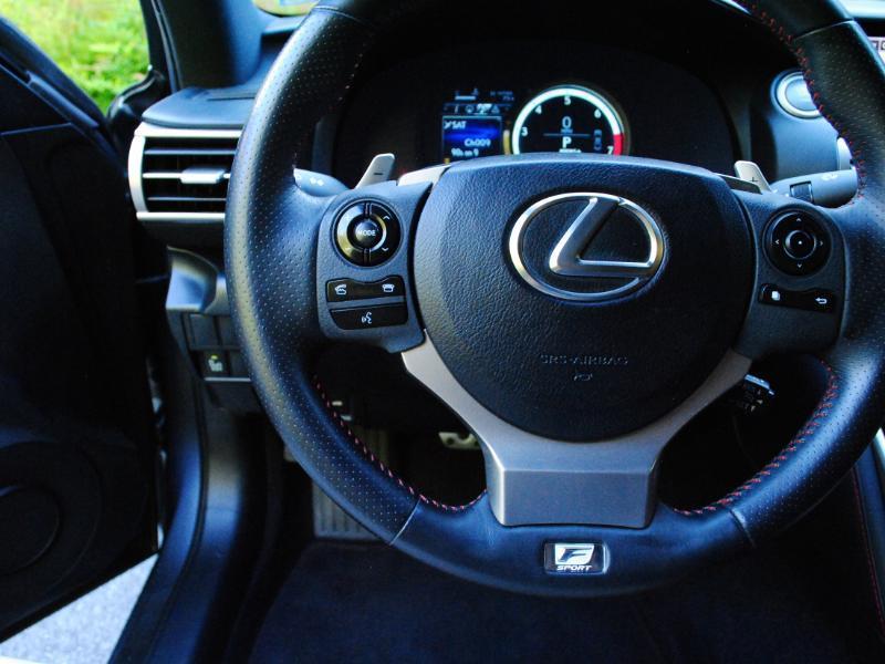 Lexus IS  2014