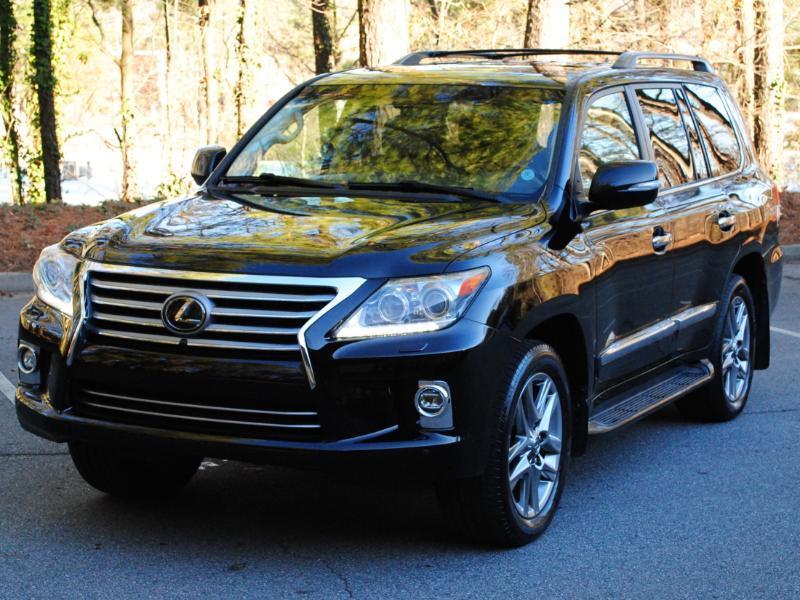 Lexus LX 570  2015