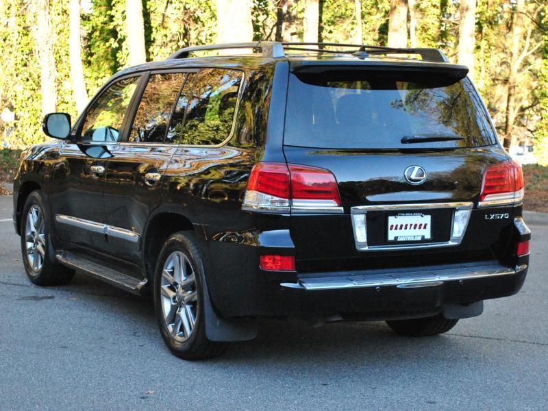 Lexus LX 570  2015