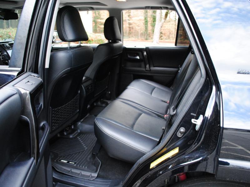 Toyota 4Runner Limited Nightshade Edition 4WD 2020